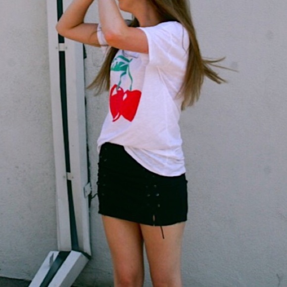 Black Lace-Up Skirt - Picture 5 of 6